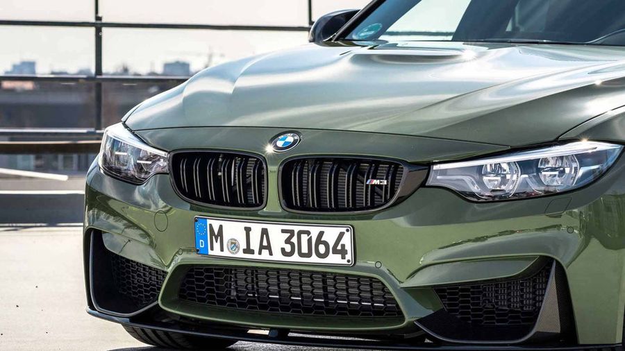 BMW M3 lạ lẫm với áo choàng Urban Green từ BMW Individual