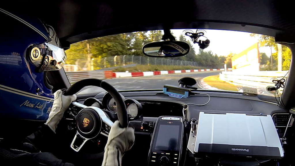 Khi cột mốc 7 phút ở Nurburgring không còn là 