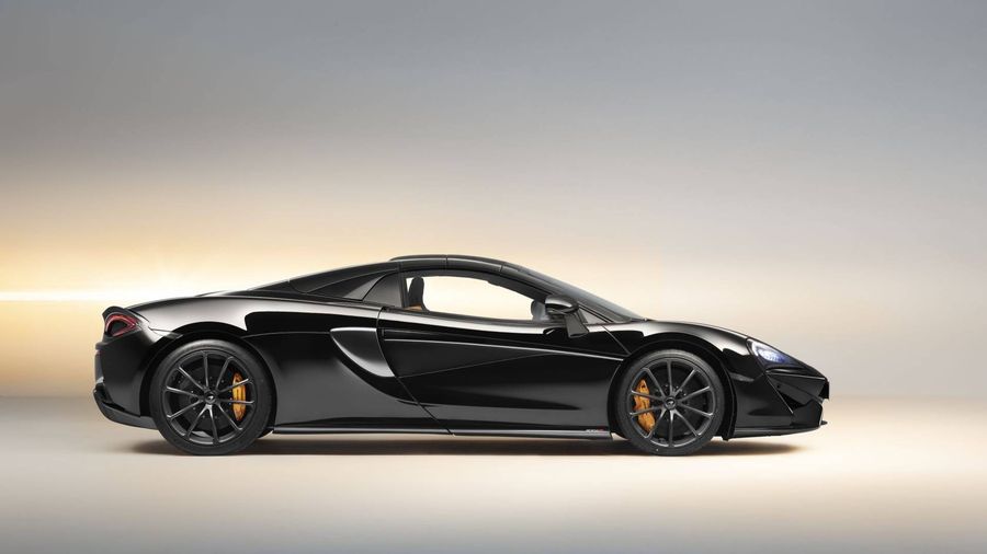 Khách hàng Mỹ đã có thể đặt mua McLaren 570S Spider Design Edition