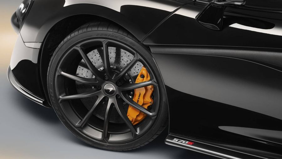 Khách hàng Mỹ đã có thể đặt mua McLaren 570S Spider Design Edition