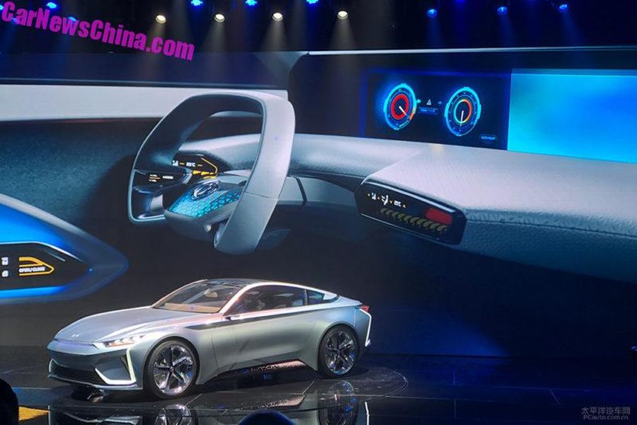 Dongfeng giới thiệu mẫu coupe concept hoàn toàn mới với kiểu dáng cuốn hút
