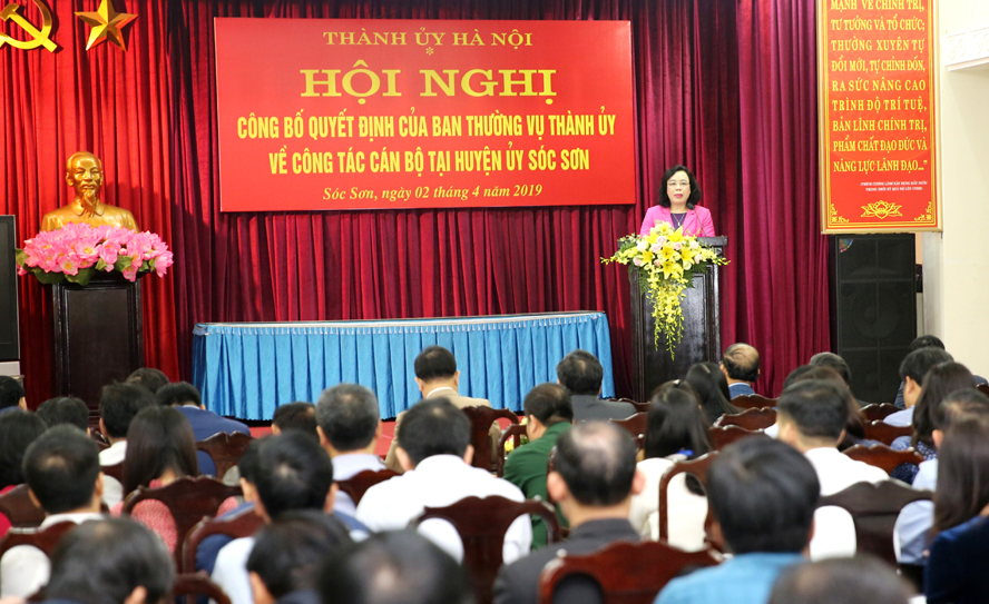 Phó Bí thư Thường trực Thành ủy Hà Nội Ngô Thị Thanh Hằng phát biểu tại hội nghị.