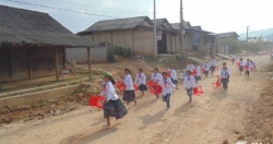 nang canh uoc mo tu con duong em den truong