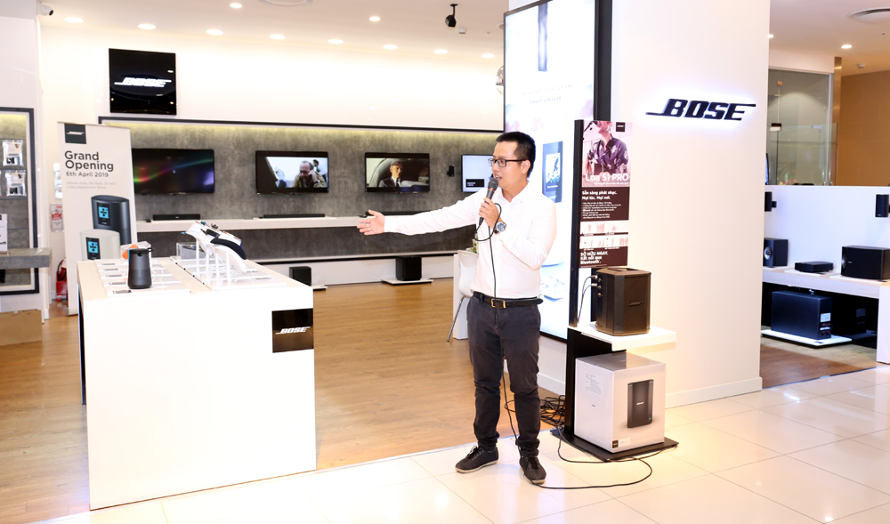 Khai trương Bose Store đầu tiên tại Hà Nội