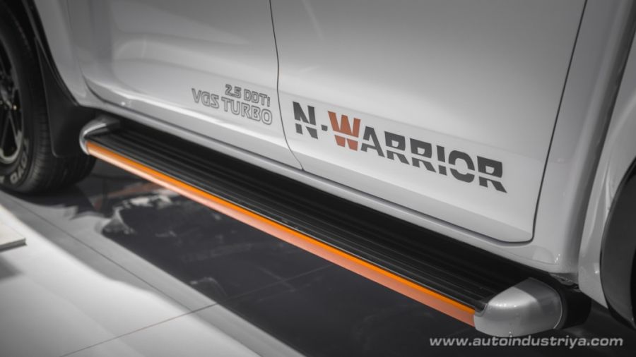 Nissan Navara N-Warrior hầm hố và cá tính ra mắt khách hàng Philippines