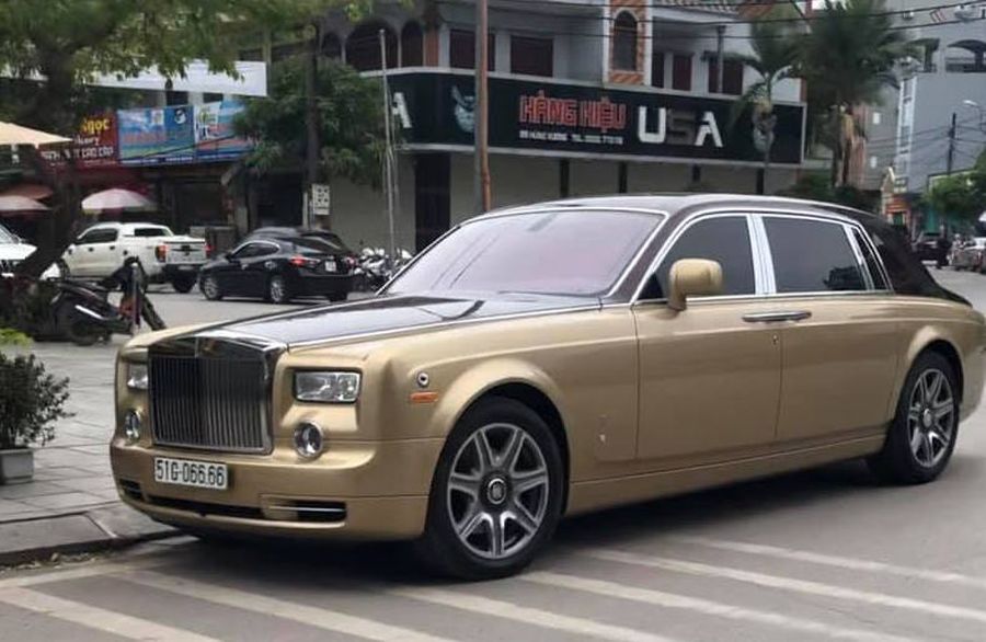 Rolls-Royce Phantom biển khủng