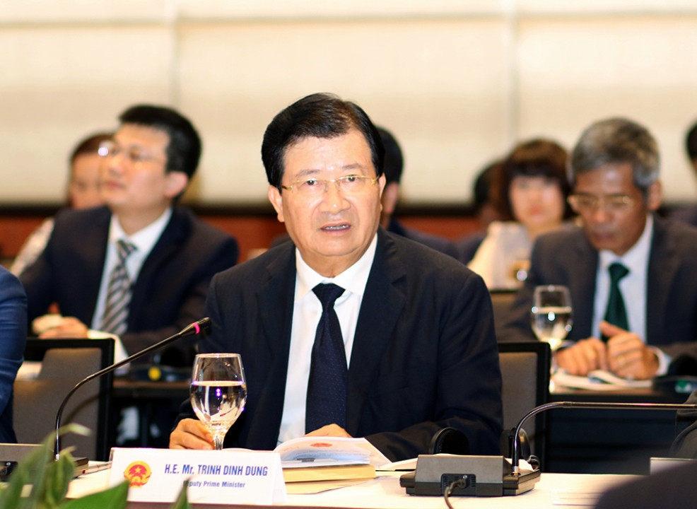 Phó Thủ tướng Chính phủ Việt Nam Trịnh Đình Dũng tại phiên họp