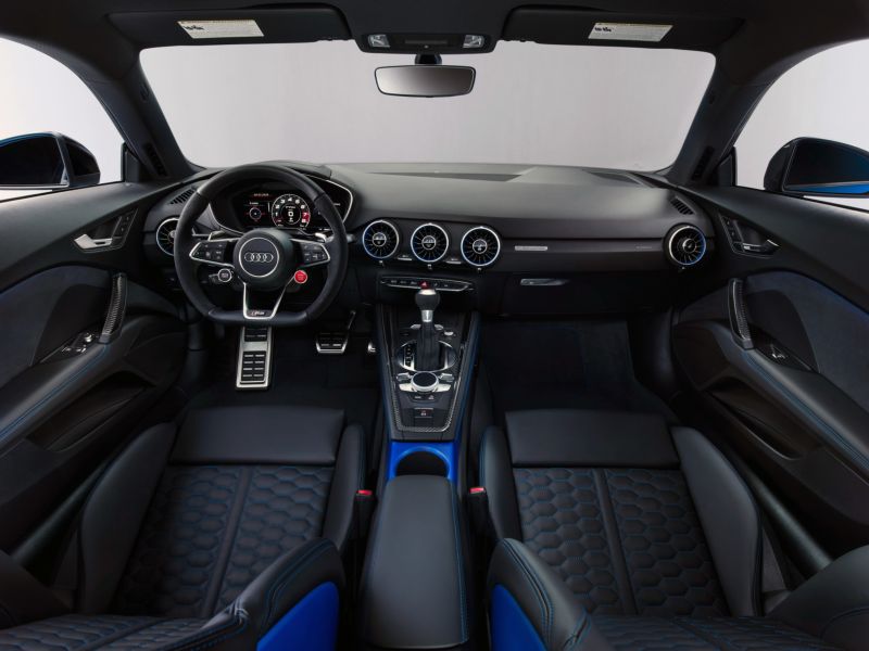 Audi TT RS 2019 sẽ bán ra tại Mỹ trong một vài tháng tới, giá từ 1,57 tỷ VNĐ