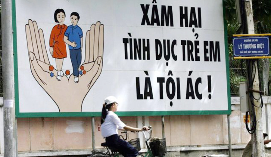 Những kẻ ấu dâm hãy nhớ: Tòa chưa xử đã thân bại danh liệt đấy. (Ảnh minh họa)