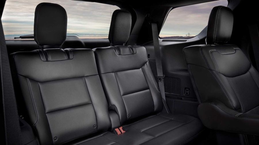 [ĐÁNH GIÁ XE] Ford Explorer 2020 cải tiến vượt trội, giá từ 788 triệu VNĐ tại Mỹ