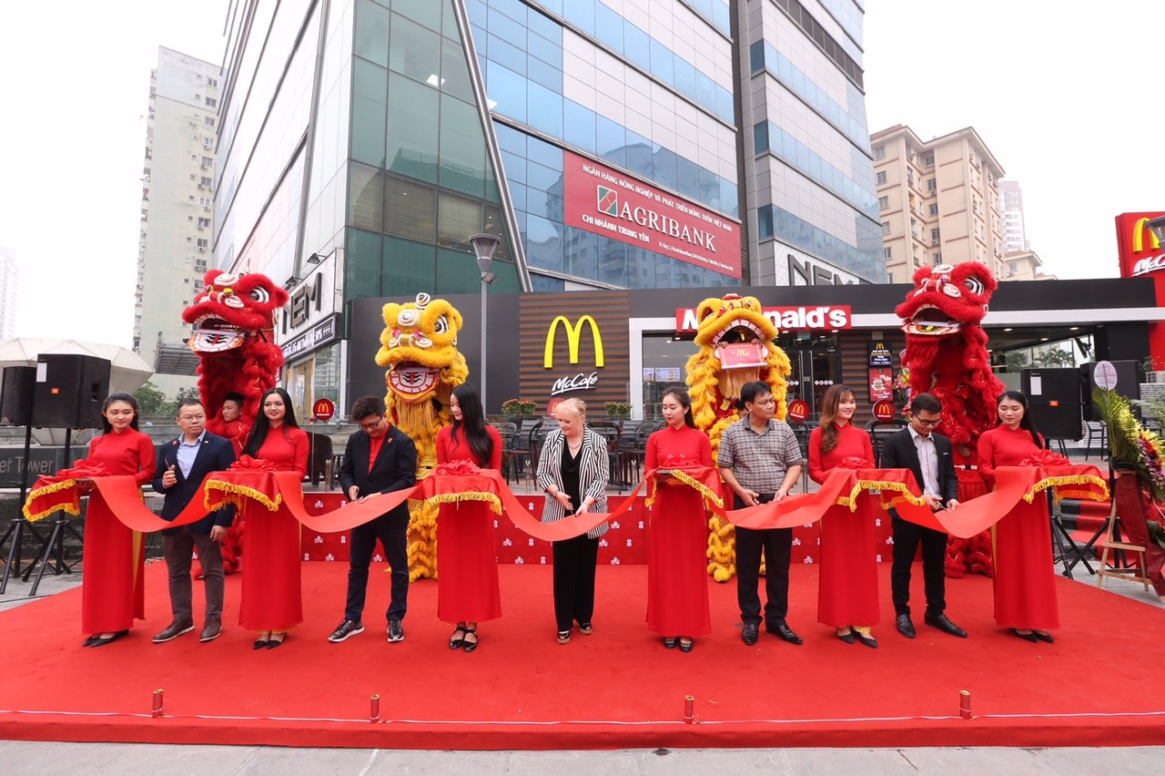 McDonald’s khai trương nhà hàng thứ hai tại Hà Nội