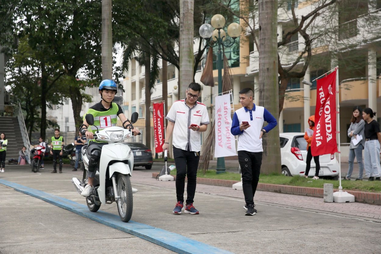 Tập huấn kiến thức an toàn giao thông cho