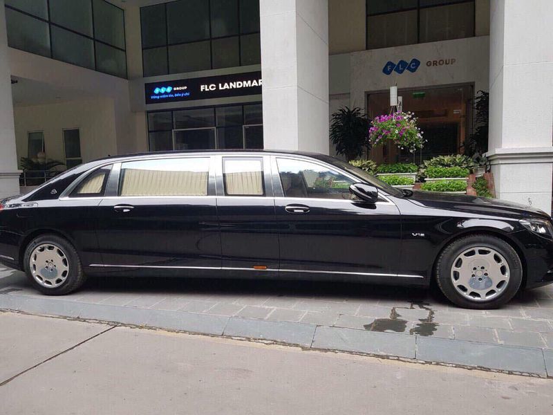 Mercedes-Maybach S600 Pullman của Chủ tịch tập đoàn FLC đã ra biển trắng
