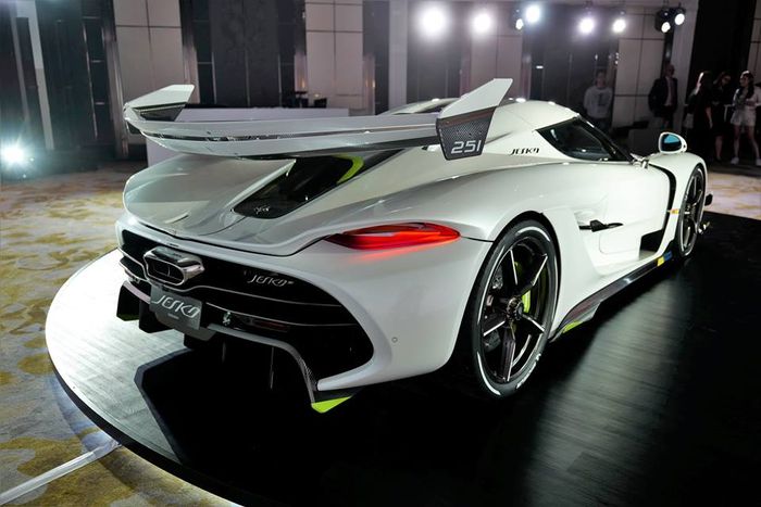 Hiện tại hãng siêu xe Thụy Điển chỉ có đúng 1 chiếc Koenigsegg Jesko để đem đi giới thiệu