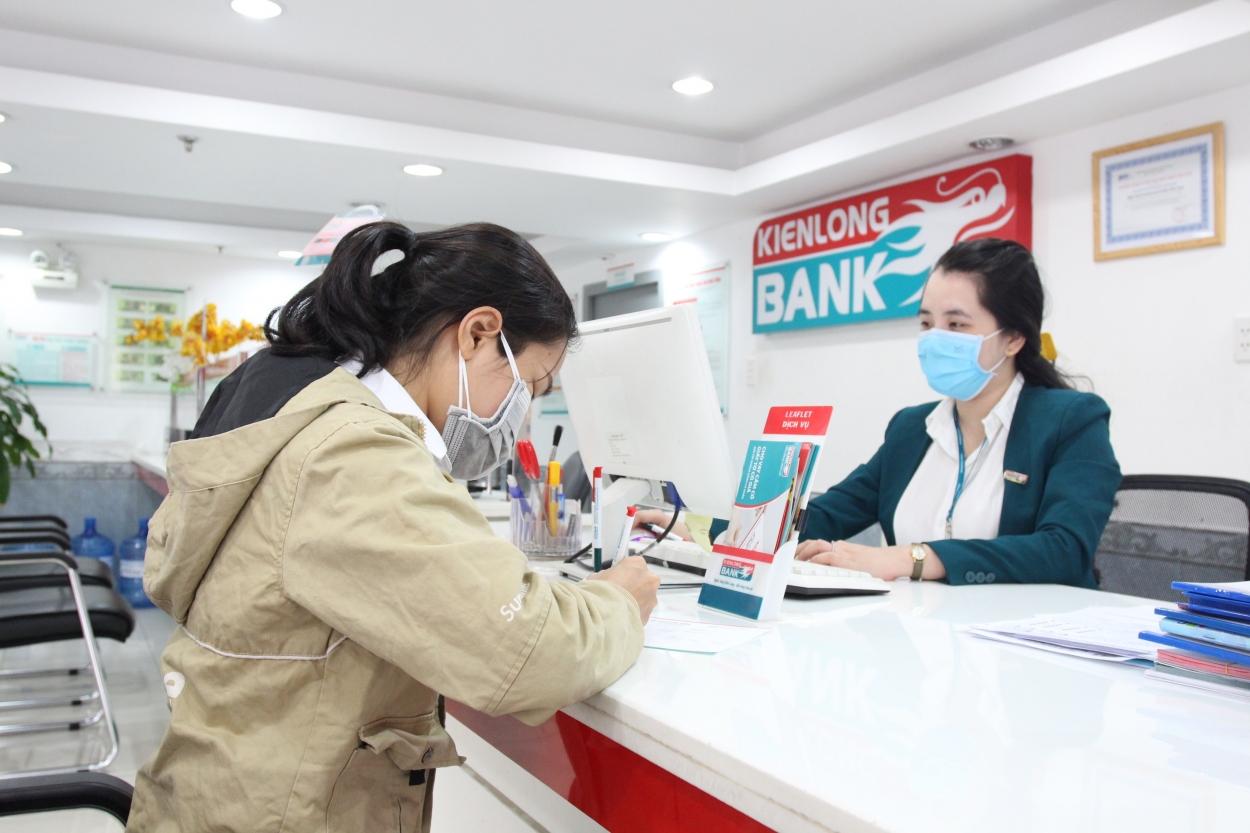 Thông qua chương trình, Kienlongbank hy vọng tất cả sẽ cùng nhau vượt qua thời điểm cam go nhất của năm 2020 và ổn định cuộc sống trong thời gian tới