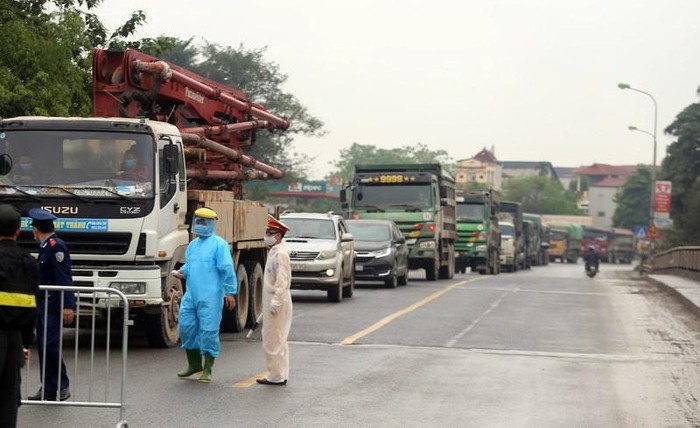 Những người hùng trong cuộc chiến phòng, chống dịch Covid-19