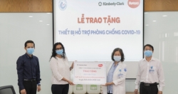 Kimberly-Clark và Huggies Việt Nam quyên góp vật phẩm y tế hỗ trợ cho 40 Bệnh viện phụ sản