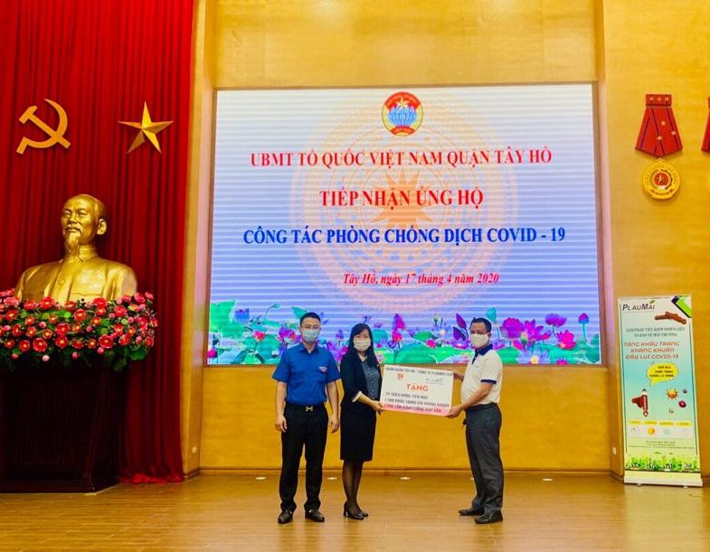 Tuổi trẻ quận Tây Hồ góp quỹ ủng hộ công tác phòng, chống dịch