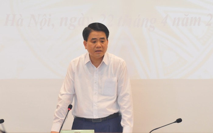 Chủ tịch UBND TP Hà Nội Nguyễn Đức Chung phát biểu tại cuộc họp