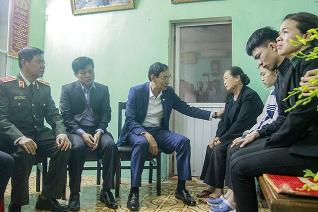 Hà Nội: Hỗ trợ 3 gia đình cán bộ, chiến sỹ công an hy sinh tại xã Đồng Tâm