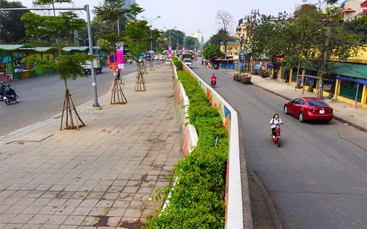 Mở rộng nhiều tuyến đường kết nối khu vực ngoài đê sông Hồng với trung tâm Hà Nội