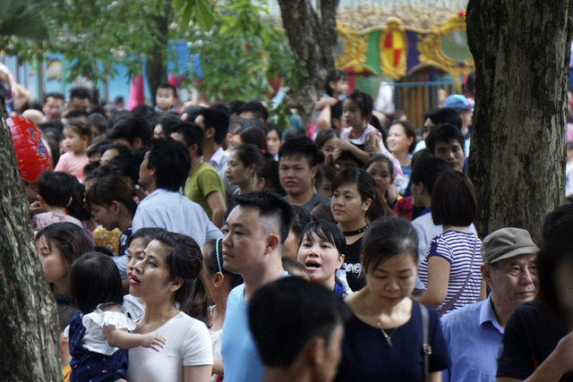 Tiếp tục... nghẹt thở ở công viên Thủ Lệ