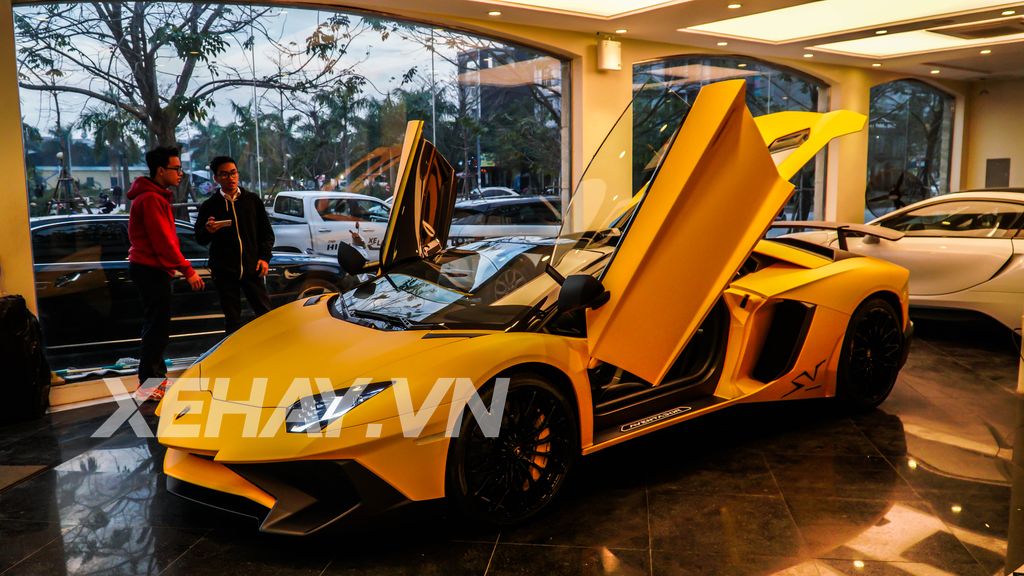 Những siêu xe có giá đắt nhất tại Việt Nam