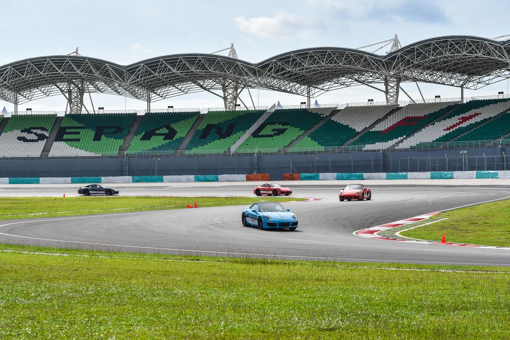 Porsche Driving Experience ra mắt tại Sepang, Maylaysia