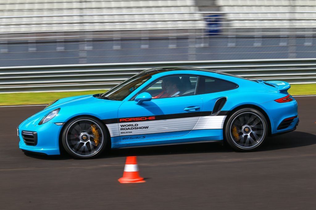 Porsche Driving Experience ra mắt tại Sepang, Maylaysia