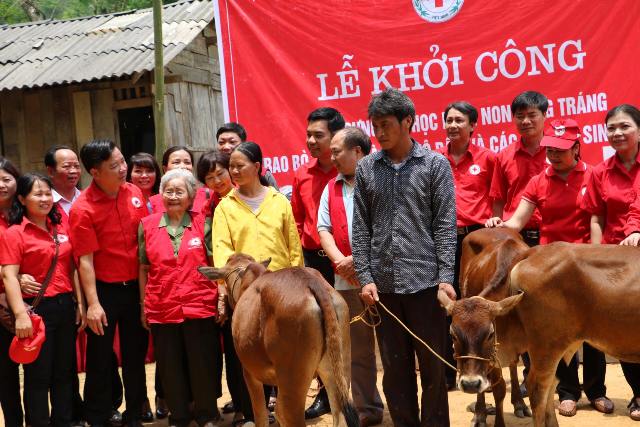Đem niềm vui tới cho học sinh và người dân nghèo huyện Ba Bể