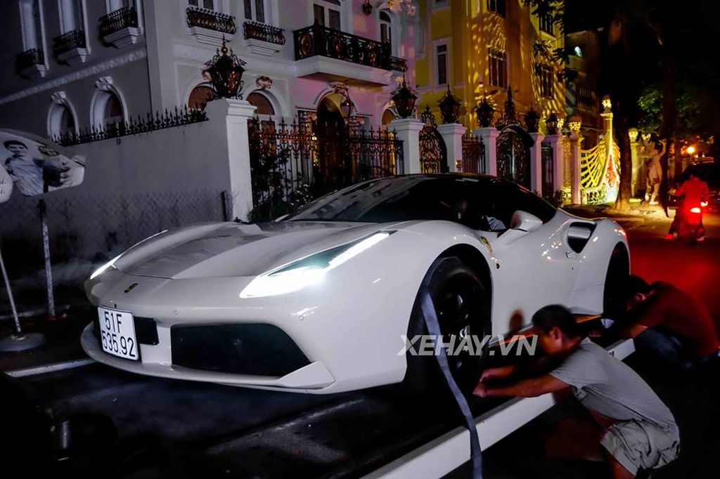 Siêu xe Ferrari 488 GTB thứ 2 đã tìm thấy chủ nhân ở Hà Nội
