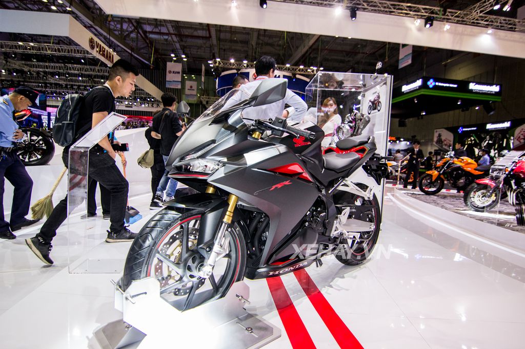 Mô tô phân khối lớn Honda CBR250RR 2017 chính thức ra mắt khách hàng Việt Nam