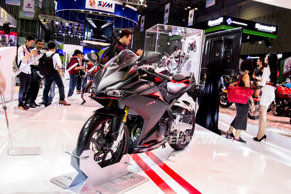 Mô tô phân khối lớn Honda CBR250RR 2017 chính thức ra mắt khách hàng Việt Nam