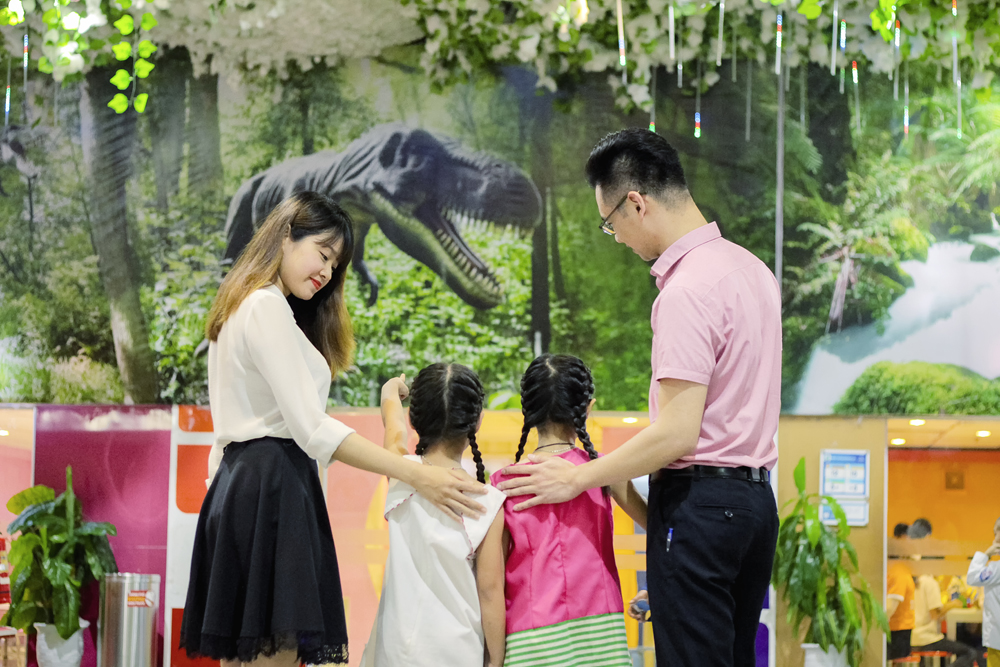 Vui hè tại thành phố khủng long đầu tiên ở Việt Nam
