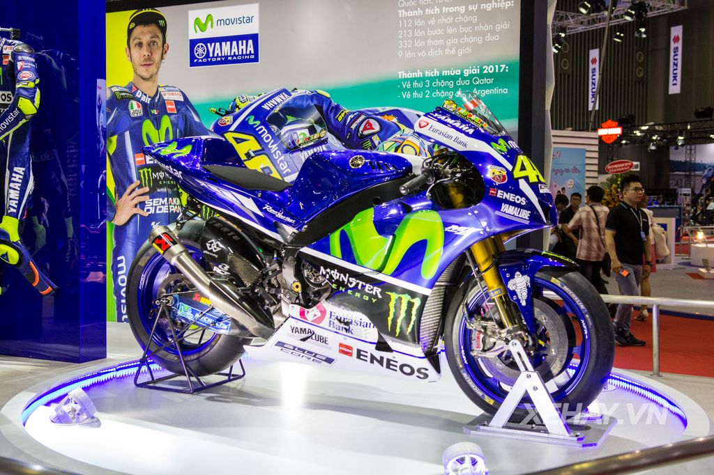 Ngôi sao Yamaha YZR-M1 kiêu hãnh trên sân khấu Triển lãm Mô tô, Xe máy Việt Nam 2017