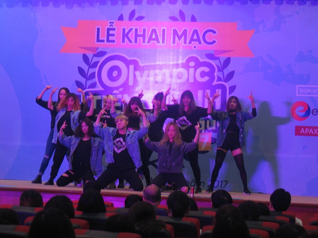 Khai mạc Hội thi Olympic tiếng Anh sinh viên toàn quốc lần thứ I