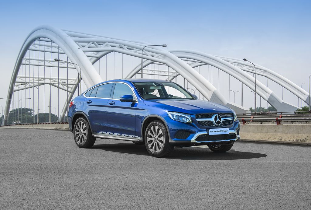 Mercedes-Benz GLC 300 4MATIC Coupe ra mắt khách hàng Việt, giá 2,899 tỷ đồng