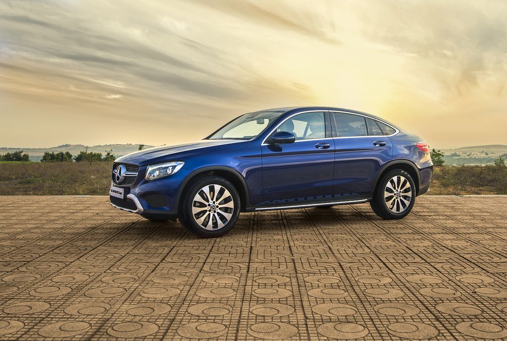 Mercedes-Benz GLC 300 4MATIC Coupe ra mắt khách hàng Việt, giá 2,899 tỷ đồng