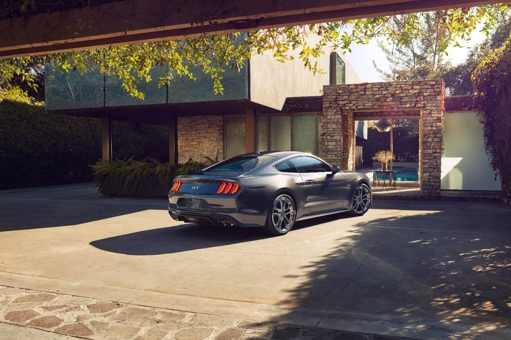 Ford Mustang 2018 hé lộ thêm nhiều thông tin chi tiết đáng chú ý