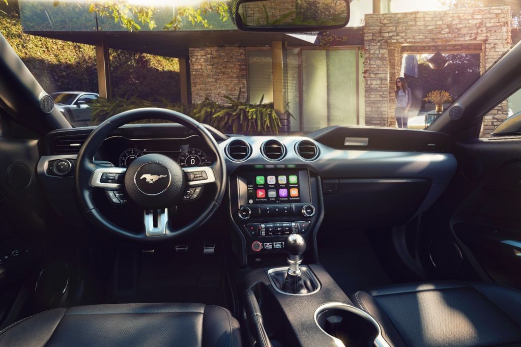 Ford Mustang 2018 hé lộ thêm nhiều thông tin chi tiết đáng chú ý