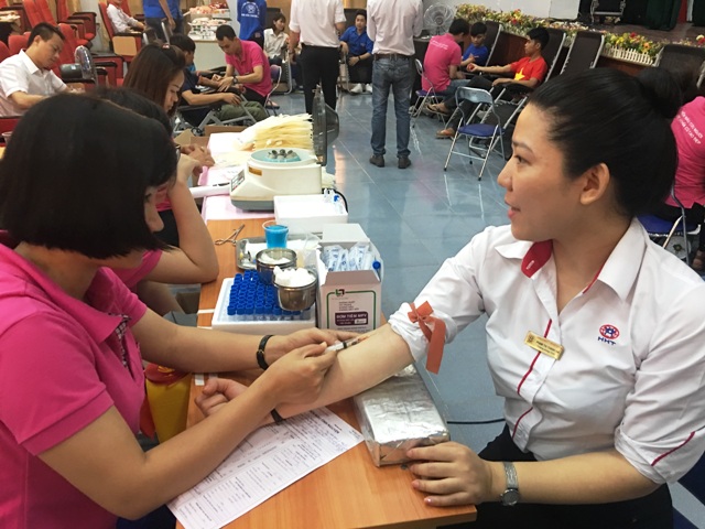 Tuổi trẻ HHT hiến máu tình nguyện