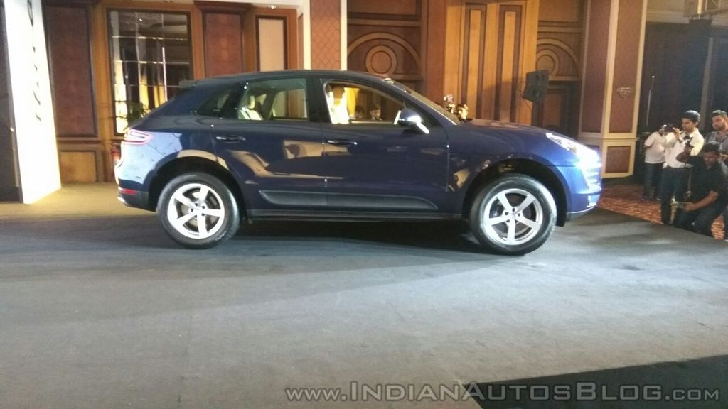 Porsche Macan 2018 sẽ sớm được ra mắt thế giới vào đầu năm 2018