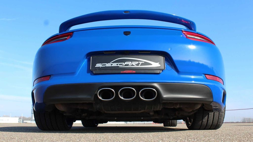 Porsche 911 Carrera S sau độ mạnh mẽ hơn cả GTS mới