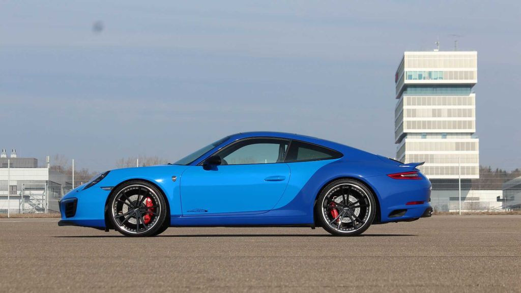 Porsche 911 Carrera S sau độ mạnh mẽ hơn cả GTS mới