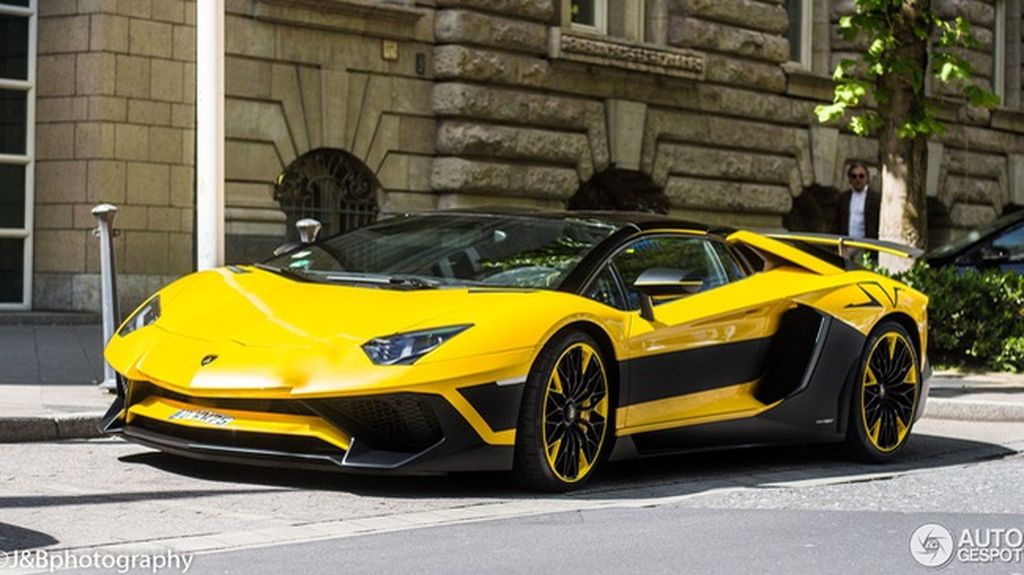 Xuất hiện Lamborghini Aventador SV mui trần với ngoại thất ấn tượng tại Đức