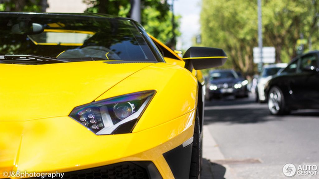 Xuất hiện Lamborghini Aventador SV mui trần với ngoại thất ấn tượng tại Đức