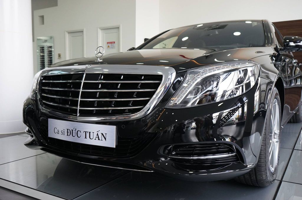 Ca sĩ Đức Tuấn rạng ngời giây phút 