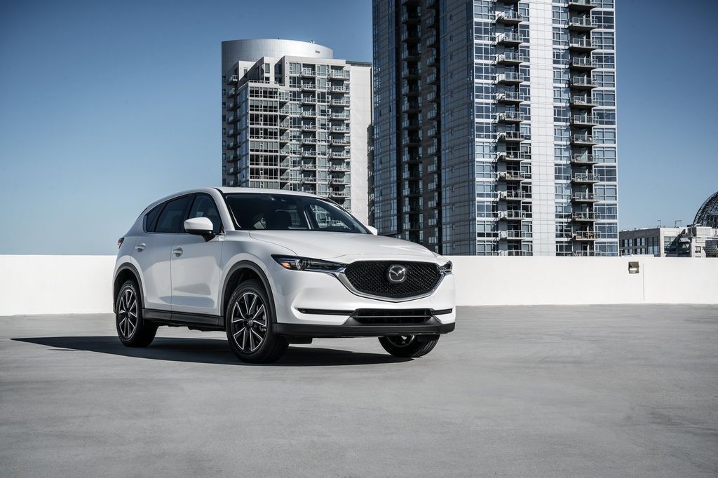 Mazda tham vọng tăng 10% tỷ suất tiếp nhận khi giới thiệu CX-5 2017 diesel