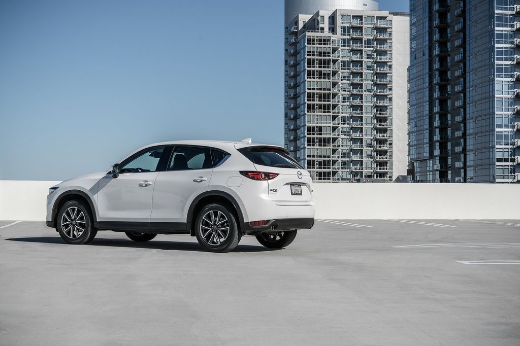Mazda tham vọng tăng 10% tỷ suất tiếp nhận khi giới thiệu CX-5 2017 diesel