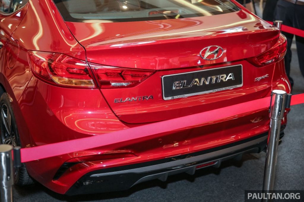 Chiêm ngưỡng Hyundai Elantra Sport 2017 chuẩn bị ra mắt Đông Nam Á